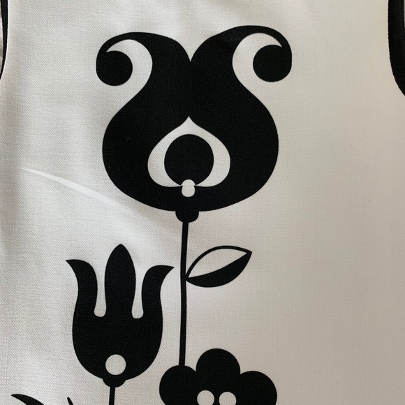 Black and white dress - Picture 2 of 5